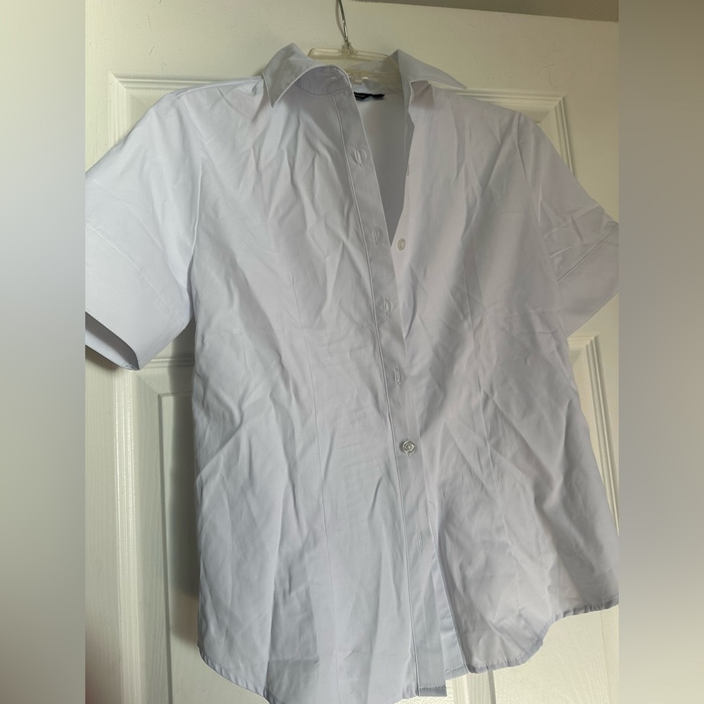 Sunnow women’s buttons down white short sleeve shirt size S